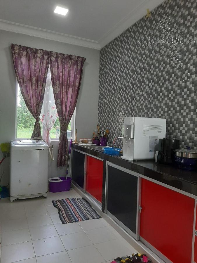 Nor Su Homestay Alor Gajah Eksteriør billede